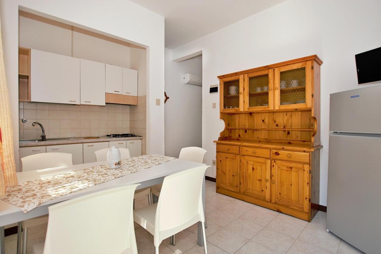 Apartamento Residenza Valcris Lignano Sabbiadoro Exterior foto